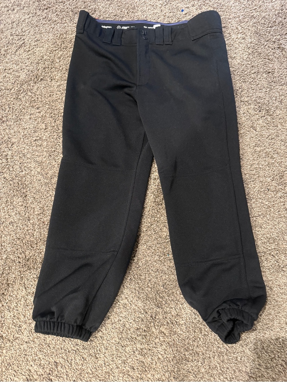 Women’s medium black softball pants rip it